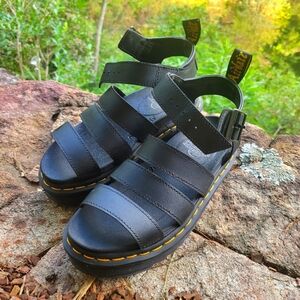 {Dr martens} Blaire Platform Sandal